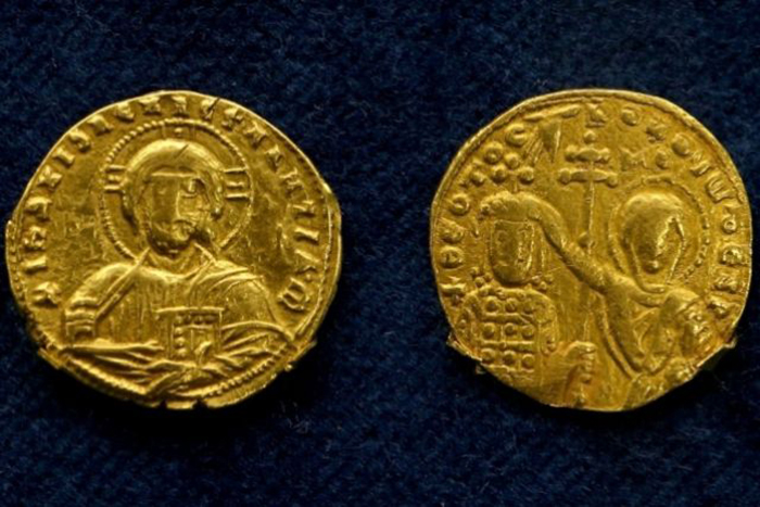 Вологжанин продавал в Карелии под видом древних монет китайские подделки