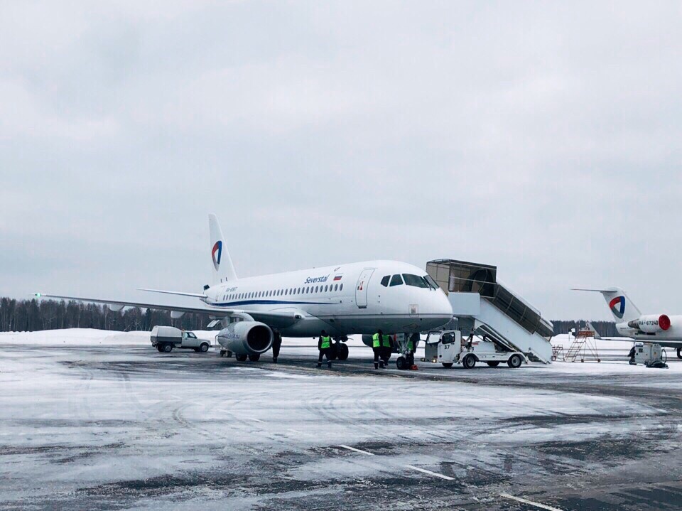 Новый самолет череповецкой авиакомпании отправился в первый рейс