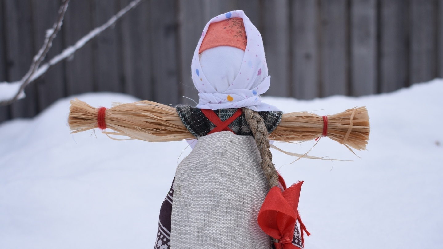 Конкурс на создание кукол «Масленица» проходит в Вологде