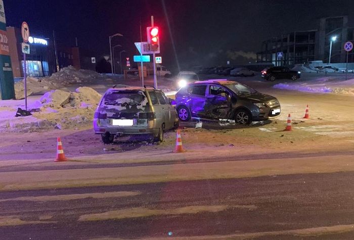 18-летний водитель устроил в Вологде аварию с двумя пострадавшими