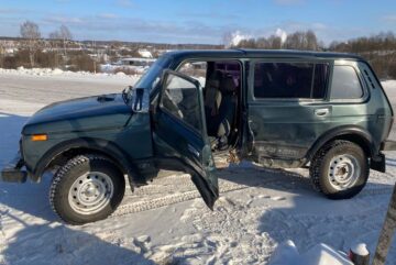 Трехлетний ребенок и еще две пассажирки пострадали в аварии в Вологодской области