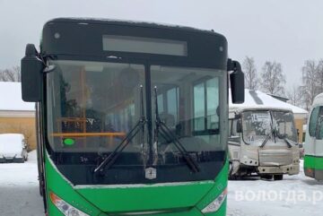 Два новых автобуса закупил перевозчик для маршрута № 14 в Вологде