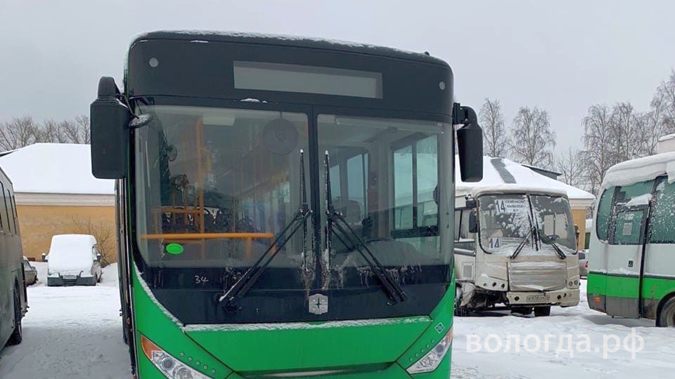 Два новых автобуса закупил перевозчик для маршрута № 14 в Вологде