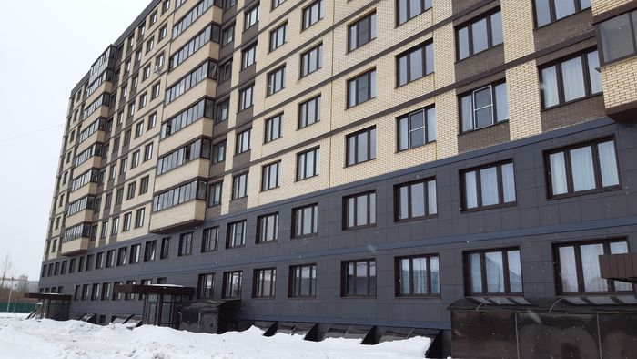 В Вологде боец Росвардии эвакуировал из горящей 10-этажки семью с ребенком