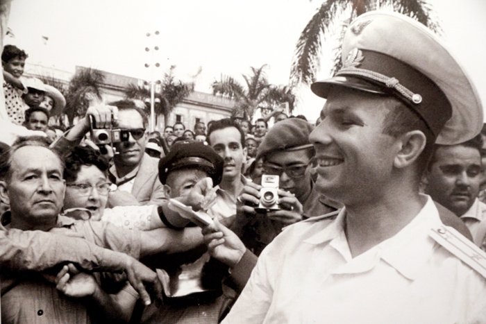 В Вологде открылась фотовыставка о дружбе космонавта Юрия Гагарина с Кубой