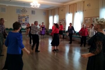 Центр «Забота» приглашает жителей Вологды на танец