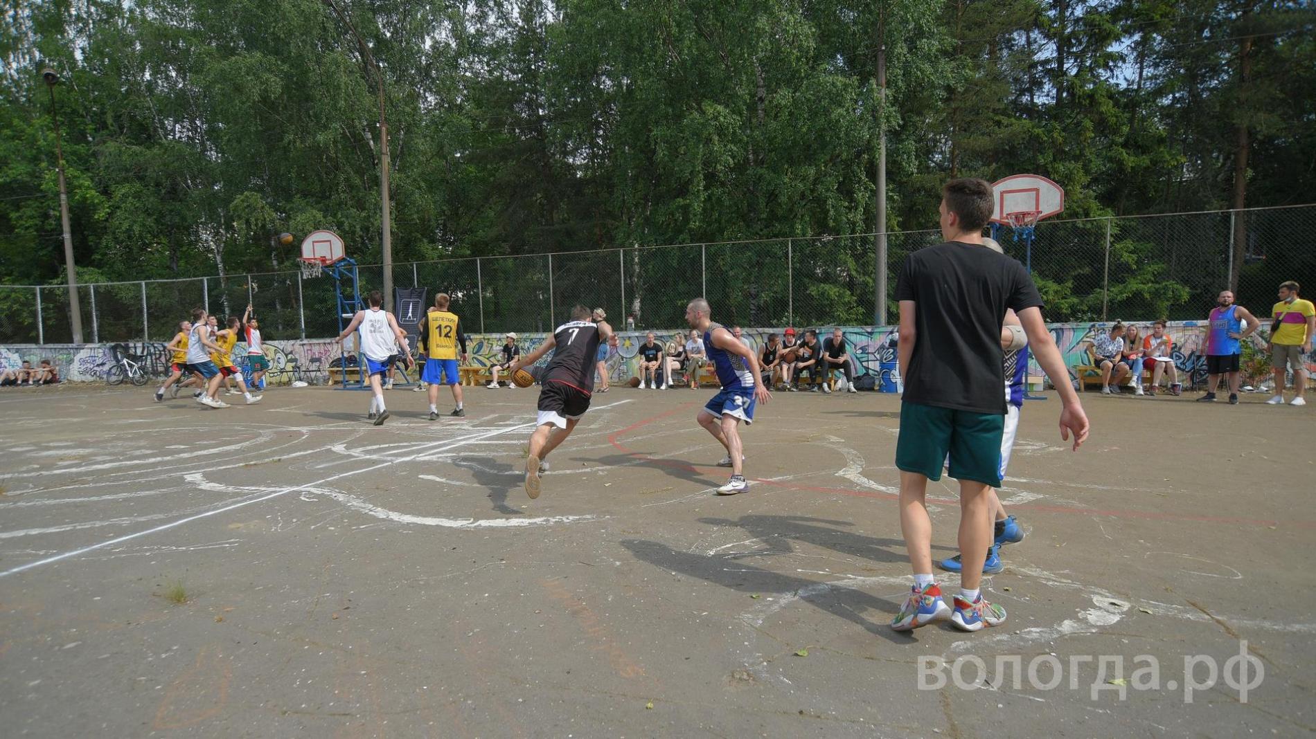 Порядка 400 спортсменов присоединились к фестивалю «Дыхание улиц» в Вологде