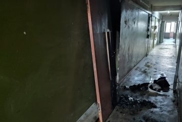 В Вологде подожгли общежитие в центре города
