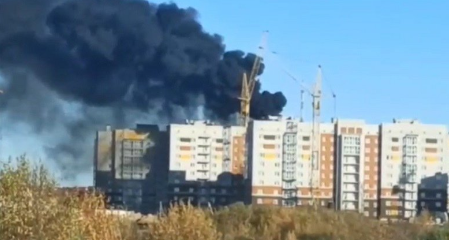 Новостройка горела в Вологде