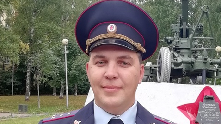 Три дня остается у жителей Вологды, чтобы поддержать в голосовании участкового Олега Соколова