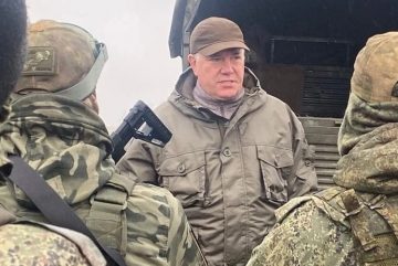 Губернатор Олег Кувшинников доставил вещи первой необходимости и оборудование вологжанам в зону СВО