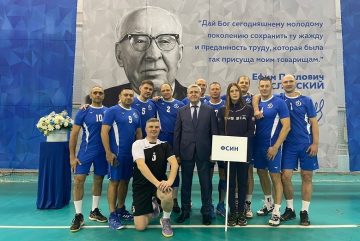 Преподаватель из Вологды стал самым результативным игроком всероссийского турнира по волейболу