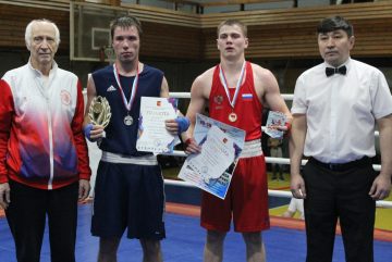 Семь золотых медалей выиграли вологодские боксеры в Череповце
