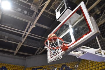 «Бульдоги-ВоГУ» увеличили отрыв от преследователей в чемпионате Вологды по баскетболу