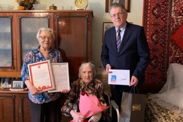 100-летний юбилей отметила вологодская зенитчица Лидия Федорова