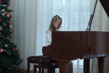 Более 100 участников заявились на конкурс «Крещенские вечера» детской музыкальной школы № 4 в Вологде
