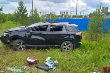 Три человека пострадали в ДТП под Харовском из-за уснувшего водителя